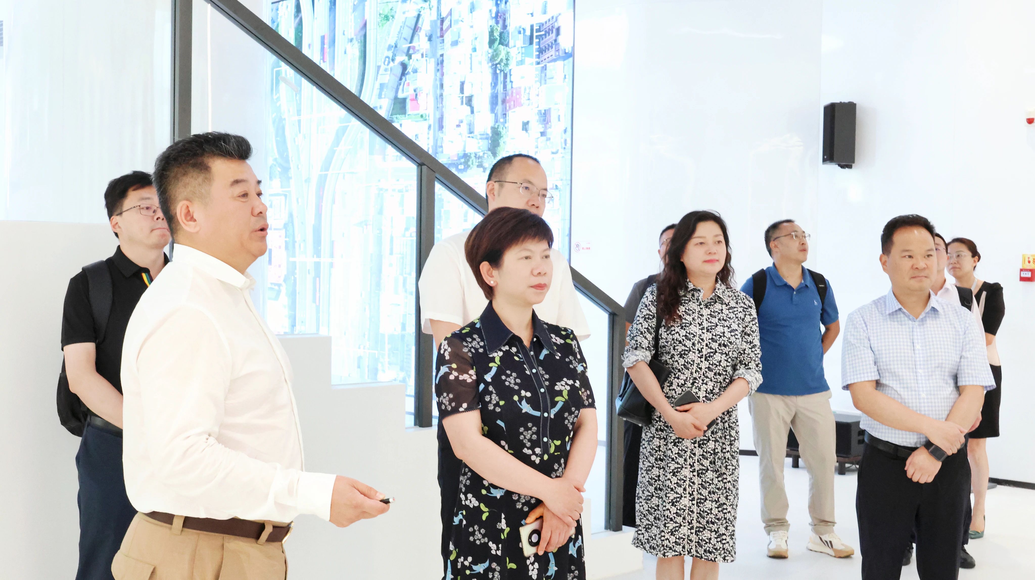米兰与成都市郫都区达成战略合作 推动成都影视城建设